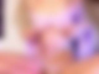 EMMAAA-STOONEE's Live Sex Cam Show