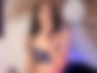 EMMAAA-STOONEE's Live Sex Cam Show