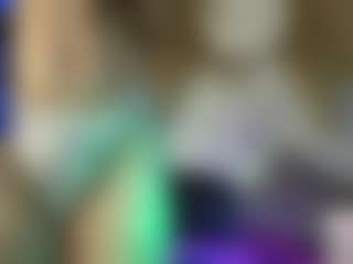 EMMAAA-STOONEE's Live Sex Cam Show