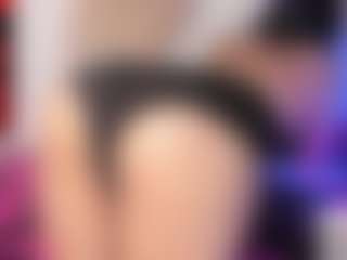 Live cam show with EMMAAA-STOONEE - Small Tits on TastyBlacksLive