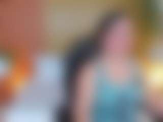 Live cam show with nahia-13 - Shower on Pornisteam.com