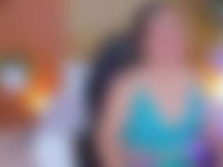 Live cam show with nahia-13 - Cumshot on Camsoda