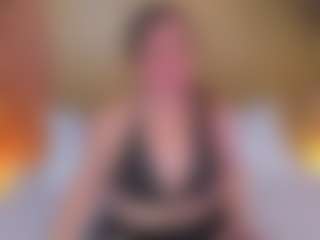 Live cam show with nahia-13 - Shower on sexytreat.net