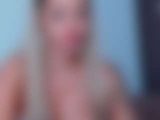 ElsaBby's Live Sex Cam Show