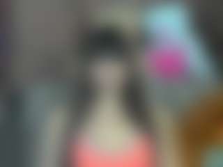 LeylaSweet MILF webcam performer live streaming