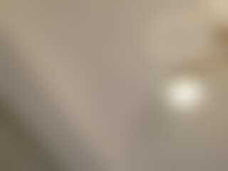 EmilyXJames's Live Sex Cam Show
