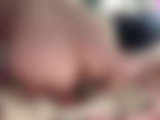 TeresaH2011 MILF webcam performer live streaming
