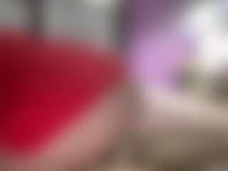 Live cam show with TeresaH2011 - Wet on Milfs Live
