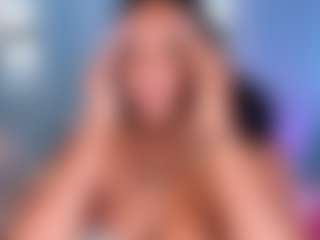 Live cam show with Isa - Granny on AdultVida.com