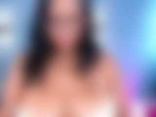 Isa's Live Sex Cam Show