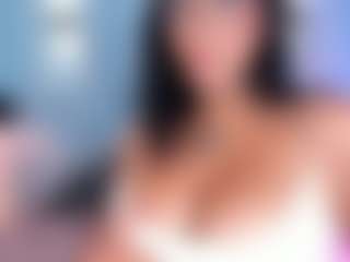 Isa's Live Sex Cam Show