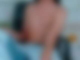 Live cam show with Tiana Cinnamon - Lean on StripNow