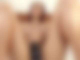 Live cam show with CharlotteDupontt - Latina on StripNow | colombia