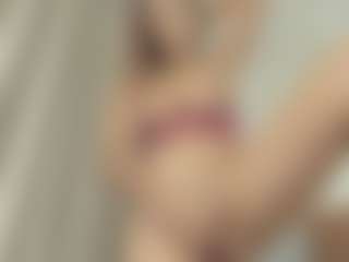 Live cam show with CharlotteDupontt - Sexydance on Mixed Magazine Live
