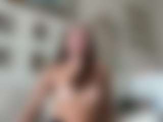 graciesmith27's Live Sex Cam Show