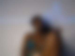 Live cam show with Chloe_savage - Moaning on crypto-cams
