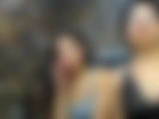 Live cam show with annye-rosye - Ass Bouncing on Gym Cam Girls