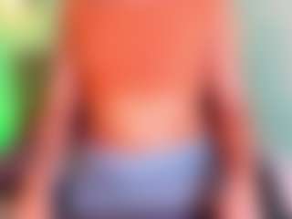 emeli-roushot's Live Sex Cam Show