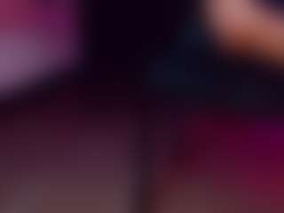 emeli-roushot's Live Sex Cam Show