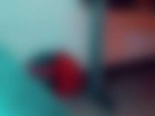 emeli-roushot's Live Sex Cam Show
