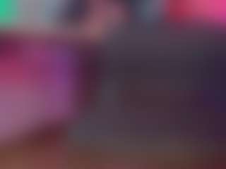 emeli-roushot's Live Sex Cam Show