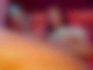 emeli-roushot's Live Sex Cam Show