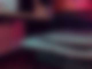 emeli-roushot's Live Sex Cam Show