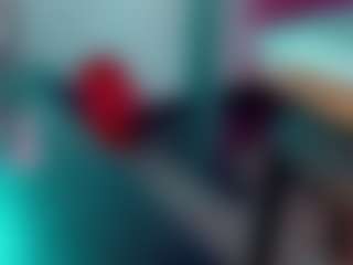 emeli-roushot's Live Sex Cam Show