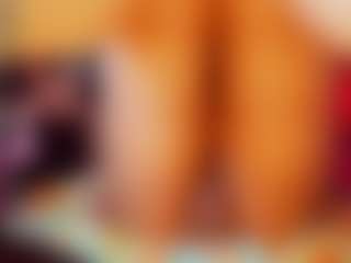 emeli-roushot's Live Sex Cam Show