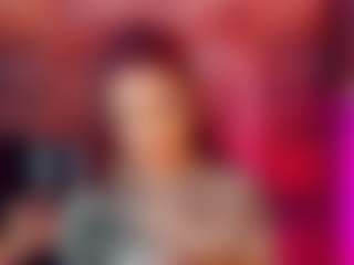 emeli-roushot's Live Sex Cam Show
