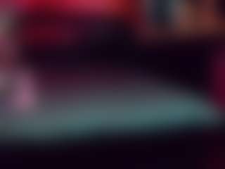 emeli-roushot's Live Sex Cam Show
