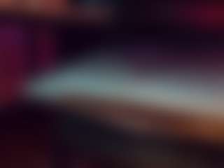 emeli-roushot's Live Sex Cam Show