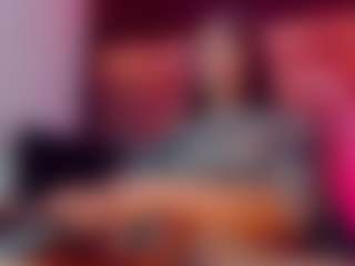 emeli-roushot's Live Sex Cam Show