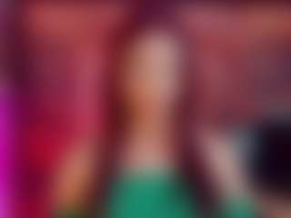 emeli-roushot's Live Sex Cam Show