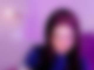 emeli-roushot's Live Sex Cam Show