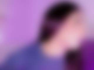 emeli-roushot's Live Sex Cam Show