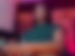 emeli-roushot's Live Sex Cam Show