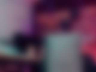 emeli-roushot's Live Sex Cam Show