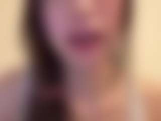 Live cam show with evy019 - Orgasm on Camsoda
