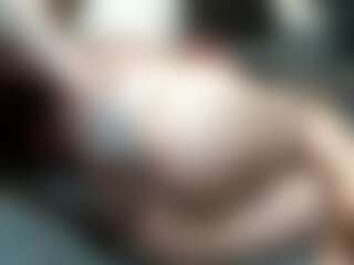 Foxyanalslut's Live Sex Cam Show