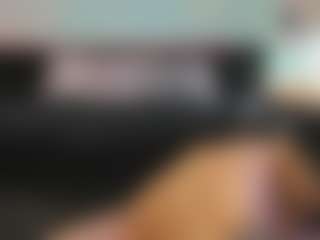 Freya Naughtiness's Live Sex Cam Show