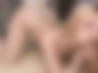 Live cam show with GemmaDaines - Blonde Hair on CamwithHer