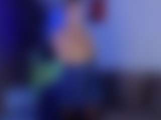 Live cam show with MonicaErotic - Cute on Camsoda