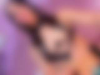 Live cam show with Vanessapintoo - Average on madthumbs