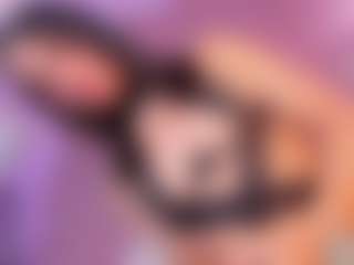 Live cam show with Vanessapintoo - Black Hair on Chatstar