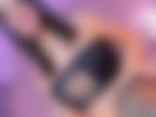 Live cam show with Vanessapintoo - Tease on Camsoda
