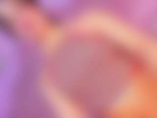 Live cam show with Vanessapintoo - Smoking on Camsoda
