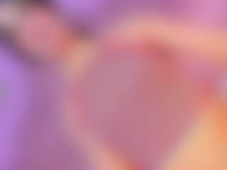 Live cam show with Vanessapintoo - Smoking on Camsoda