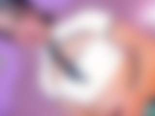 Live cam show with Vanessapintoo - White on camwithhim.com | united states
