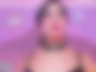 Live cam show with Vanessapintoo - Orgasm on StripNow